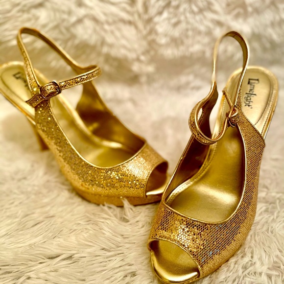 Sparkly gold pumps! Perfect shoe for a night out! - Picture 1 of 4